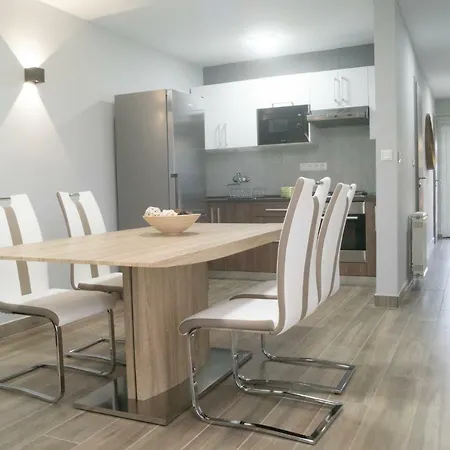 Allone Feriehus Lenti