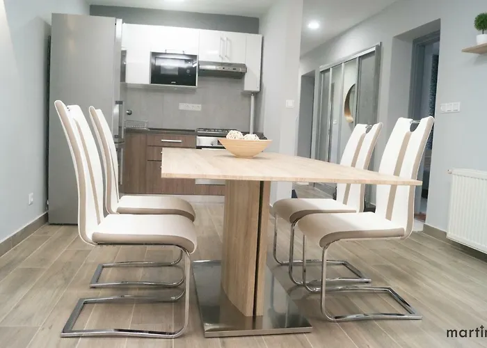 Allone Nyaraló Lenti